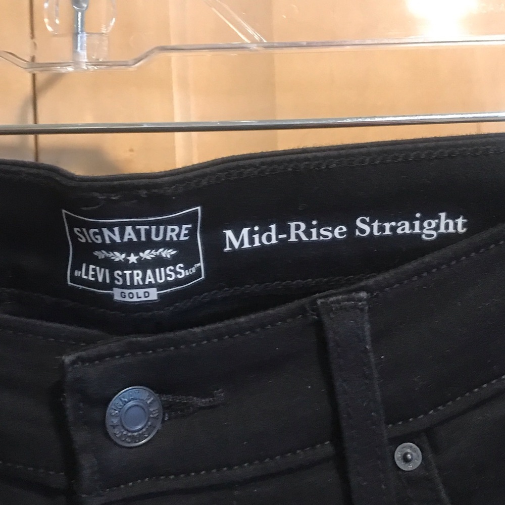 Signature by Levi Strauss Black Jeans - Picture 2 of 9